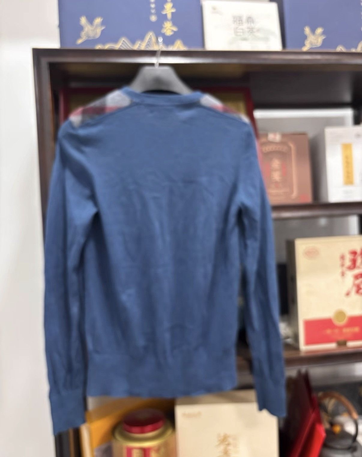 Burberry Burberry Cashmere Sweater (Lightweight) J2 Size US S / EU 44-46 / 1 - 2 Thumbnail