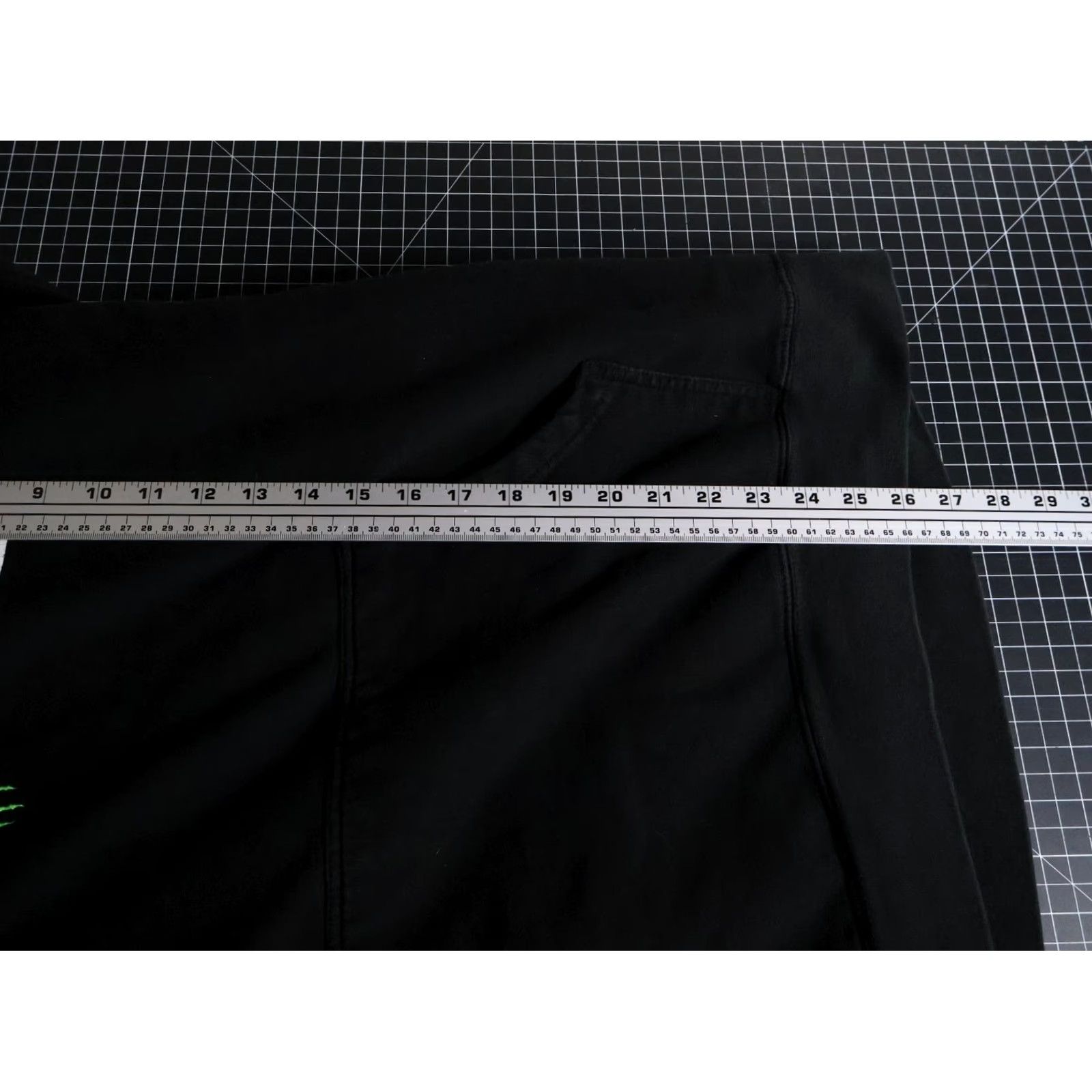 Vintage Monster Energy Hoodie Men's XL Black Pullover Crew Neck Drawstring Graphic Print Logo Sweatshirt Official Size US XL / EU 56 / 4 - 7 Thumbnail