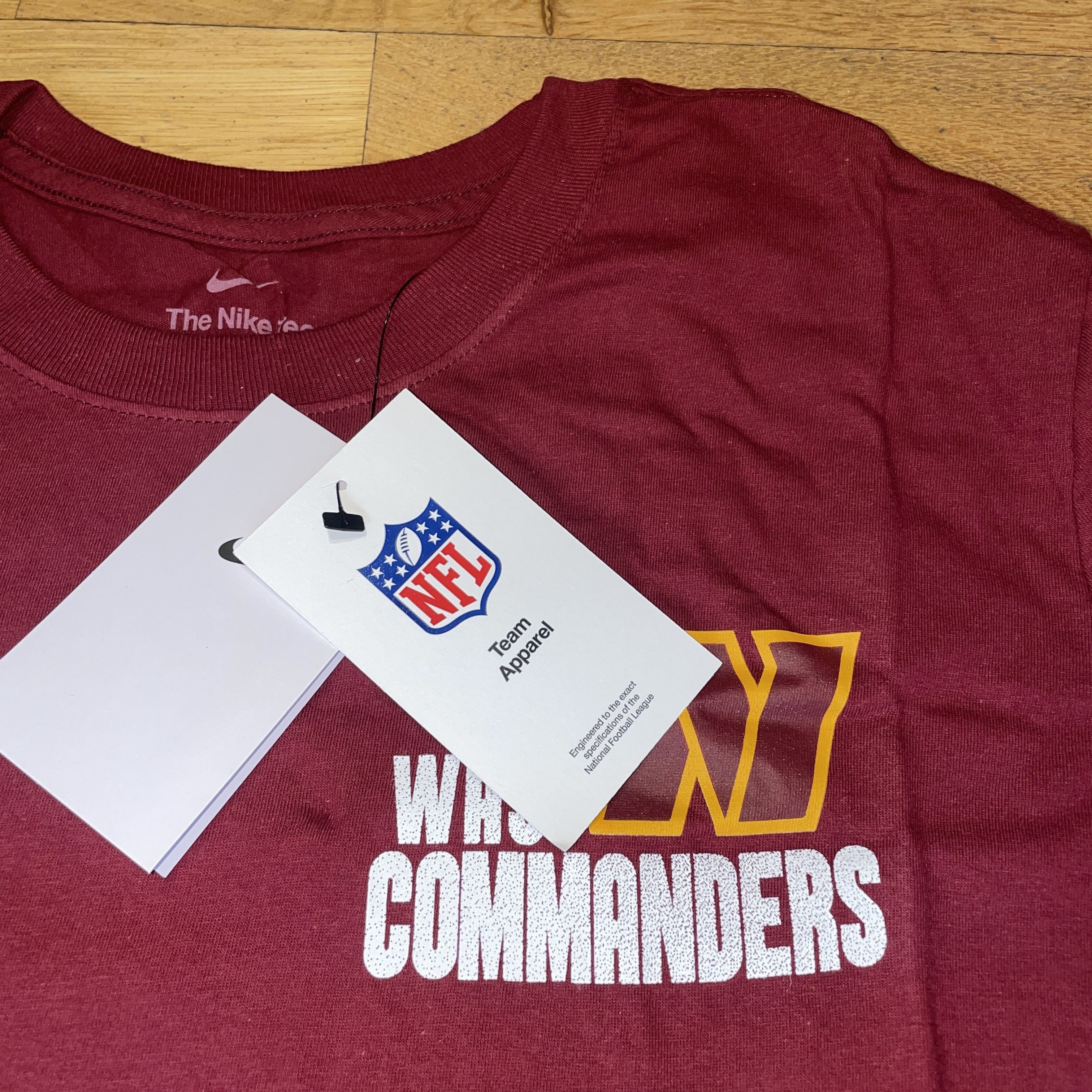 NFL × Nike NIKE NFL WASHINGTON COMMANDERS MEN'S LOGO T-SHIRT Size M Size US M / EU 48-50 / 2 - 5 Thumbnail