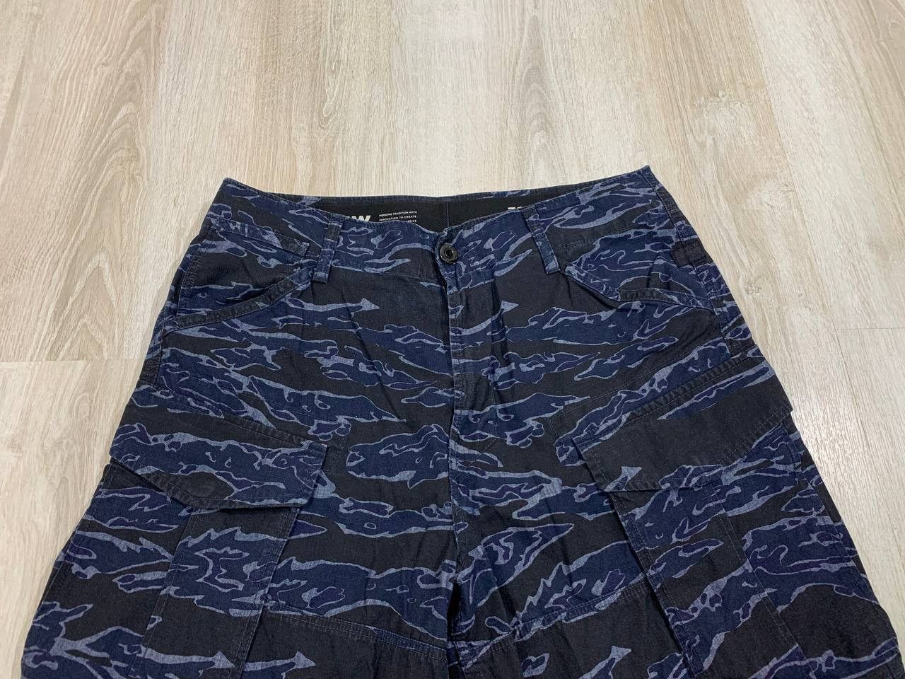 G-Star Mens cargo shorts G Star Raw Size 31 Size US 31 - 3 Thumbnail