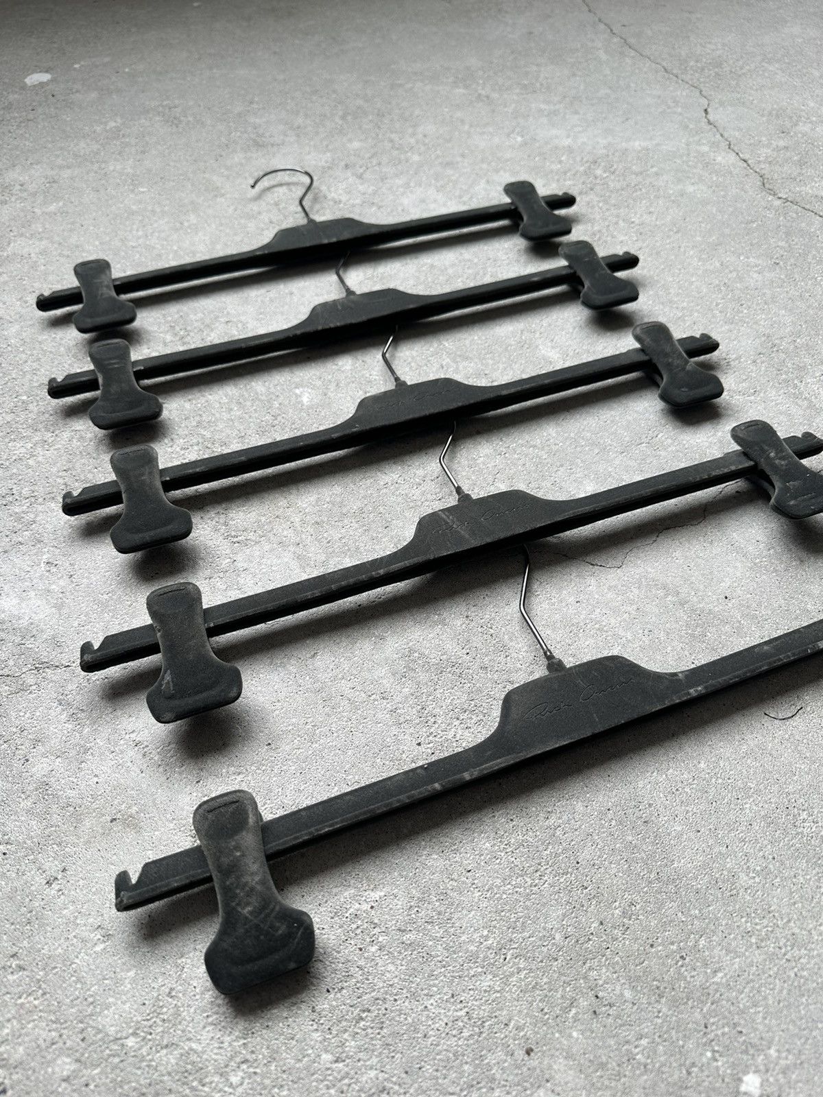 Rick Owens Rick Owens Velour Pant Hangers 5x Size ONE SIZE - 2 Thumbnail