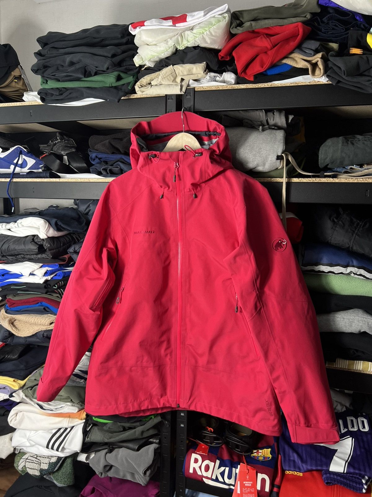 Mammut Mammut Gore-Tex Hooded Jacket Wmns Waterproof Hiking Outdoor Size XL / US 12-14 / IT 48-50 - 1 Thumbnail