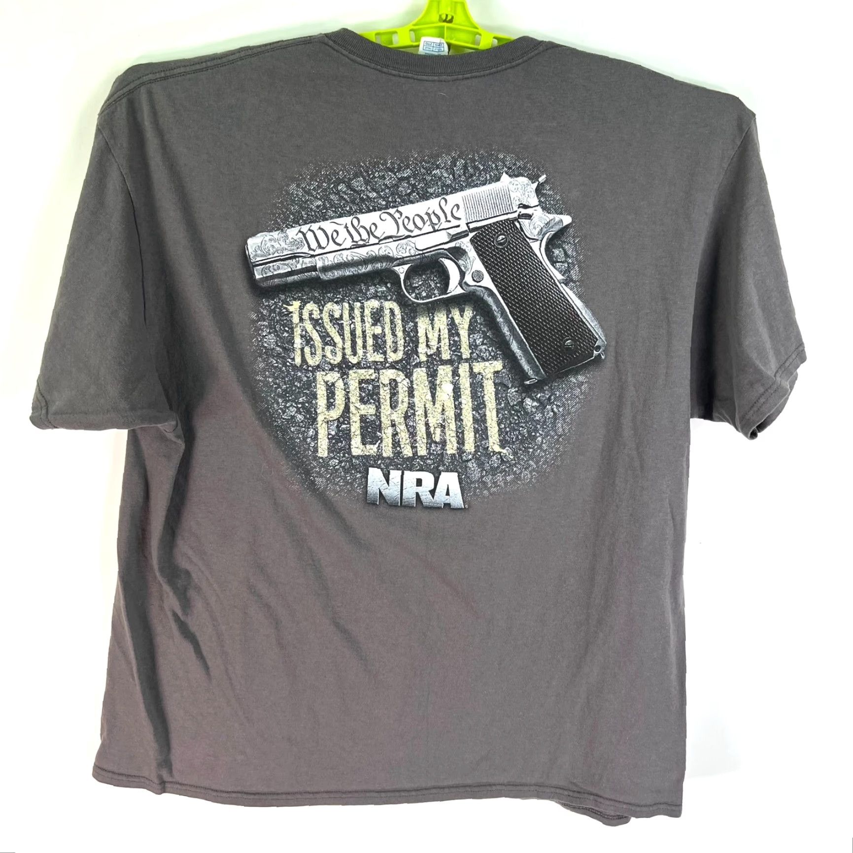Vintage NRA Issued My Permit Graphic T Shirt Adult XL Gray Logo T-Shirt Men Short Sleeve Cotton 100% USA Seller Mens Size US XL / EU 56 / 4 - 4 Thumbnail