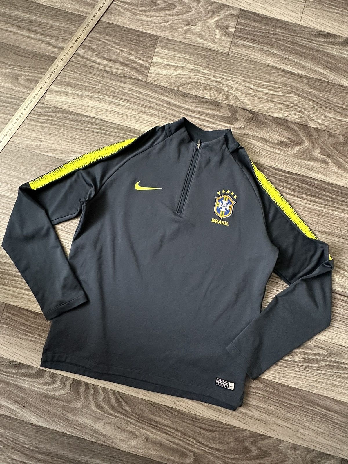 Nike Nike Brazil 2018-2019 Training Footbal Sweatshirt hype bloke Size US S / EU 44-46 / 1 - 2 Thumbnail