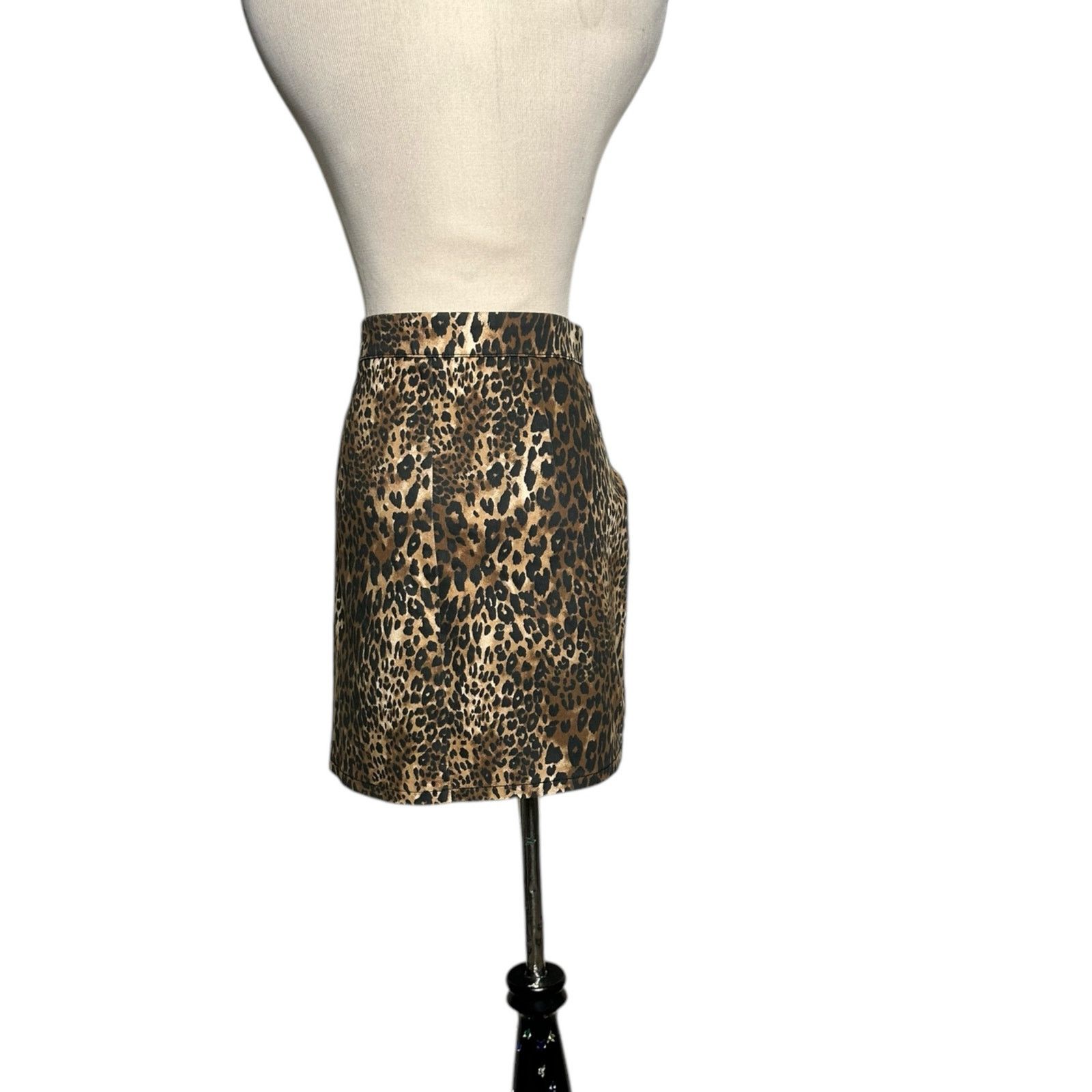 Forever 21 Forever 21 brown animal print mini skirt size Large Size 29" - 11 Thumbnail