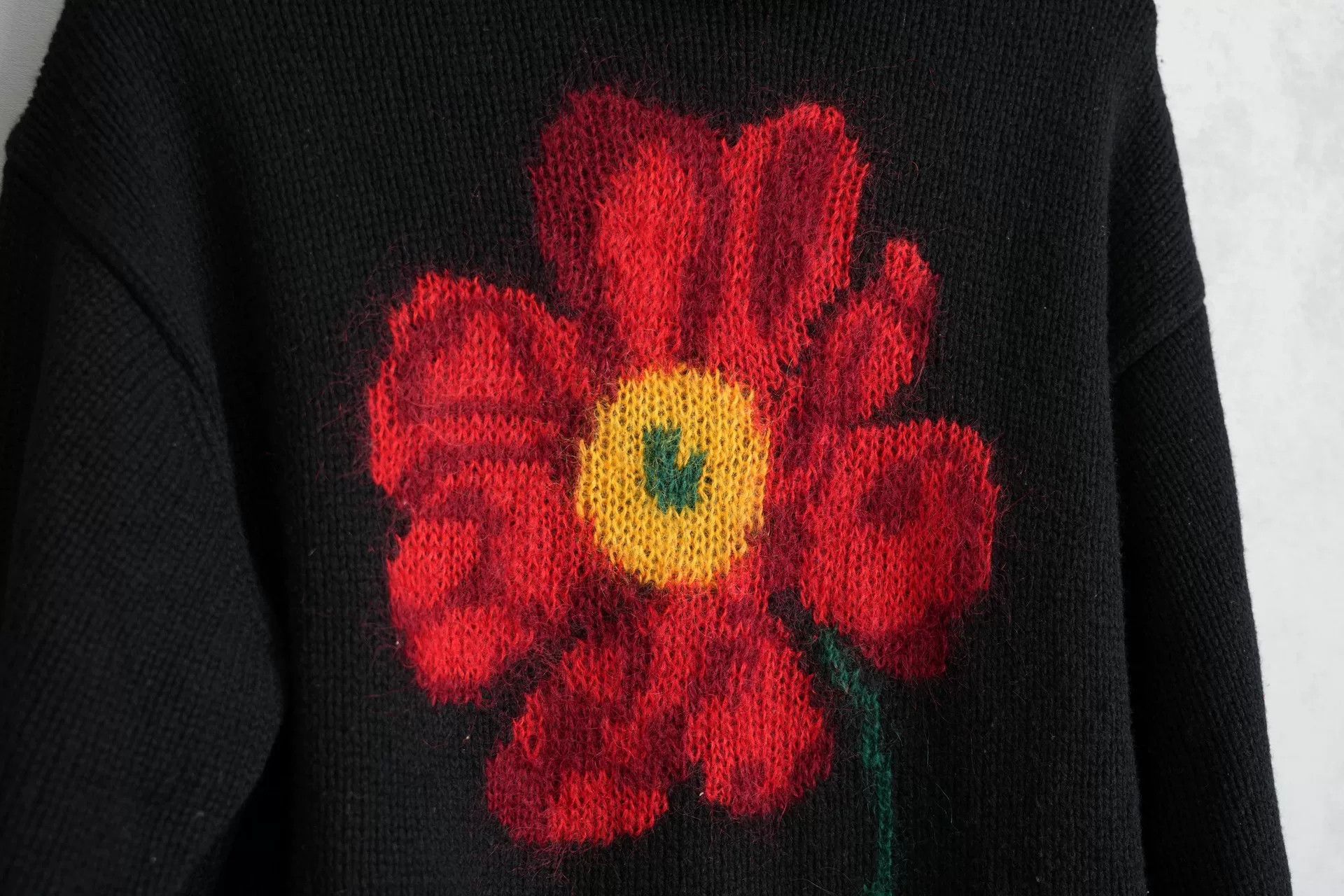Yohji Yamamoto Yohji Yamamoto 95AW Floral Turtleneck Sweater Size US M / EU 48-50 / 2 - 1 Thumbnail
