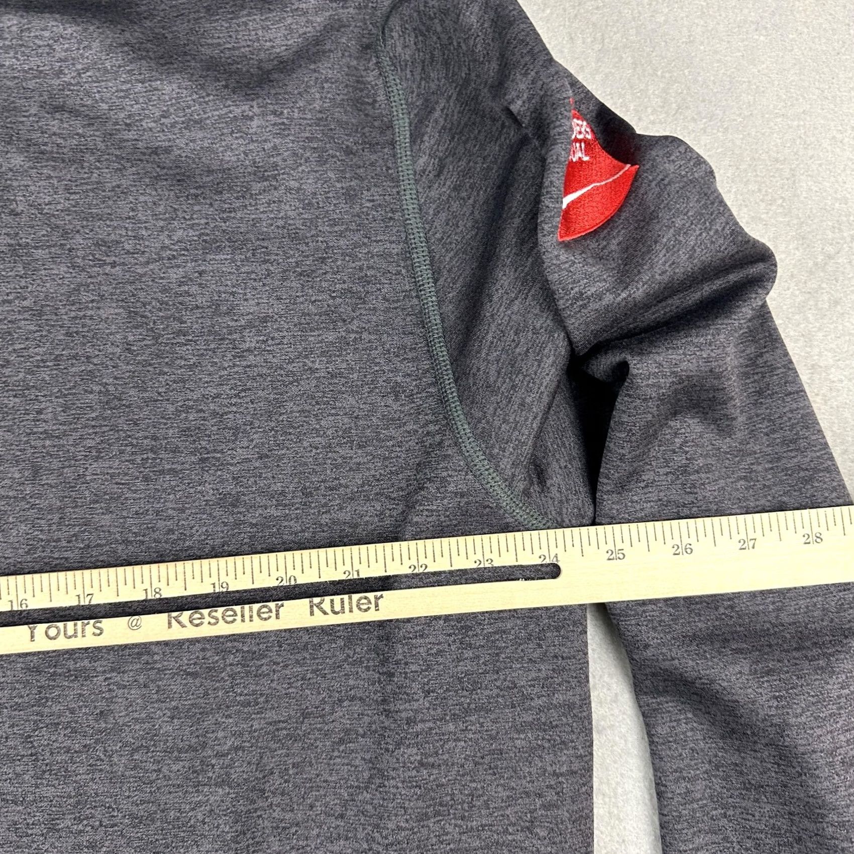 The North Face The North Face Sweater Men 2XL Gray 1/4 Zip Pullover Zip Pocket Outdoor Size US XXL / EU 58 / 5 - 7 Thumbnail