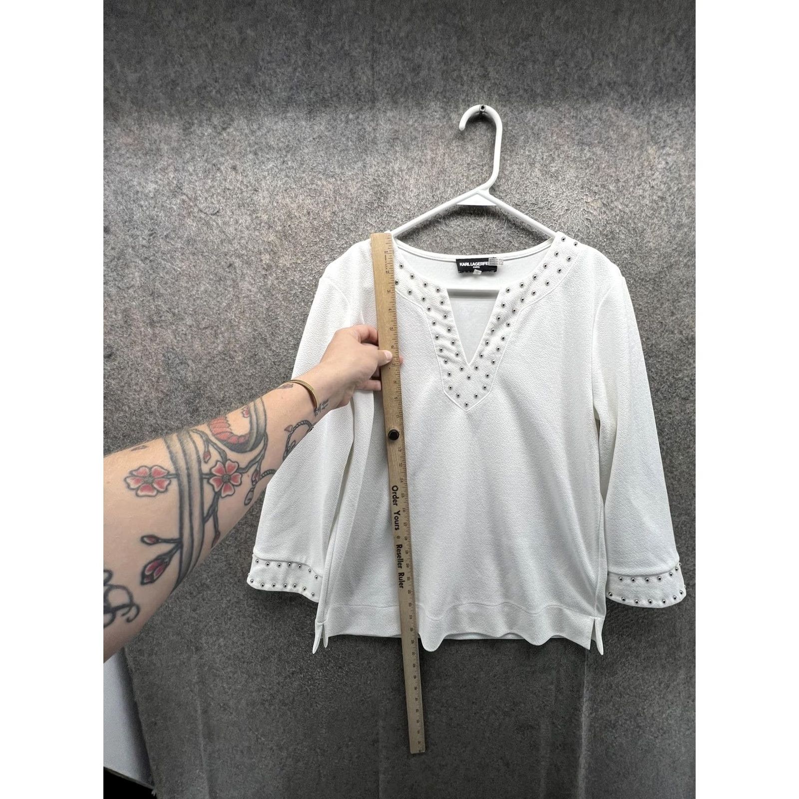 Karl Lagerfeld Karl Lagerfeld Paris Blouse Womens Small White Studded V Neck 3/4 Sleeve Top Size S / US 4 / IT 40 - 4 Thumbnail