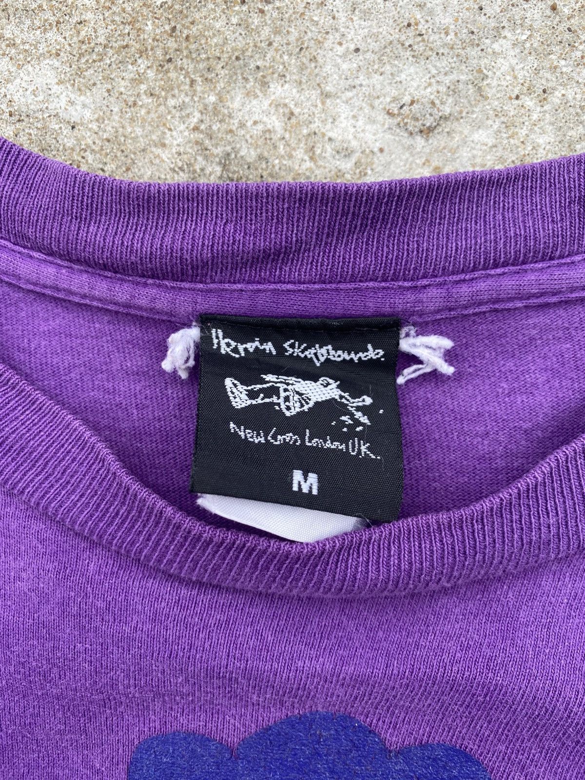 Santa Cruz Skateboards Vintage Heroin Skateboard X Pete Fowler Tshirt Size US M / EU 48-50 / 2 - 3 Thumbnail