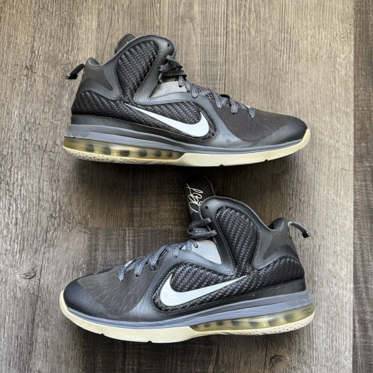 Nike × Vintage NIKE • LeBron 9 "2012 Cool Grey" (10.5M) Size US 10.5 / EU 43-44 - 3 Thumbnail