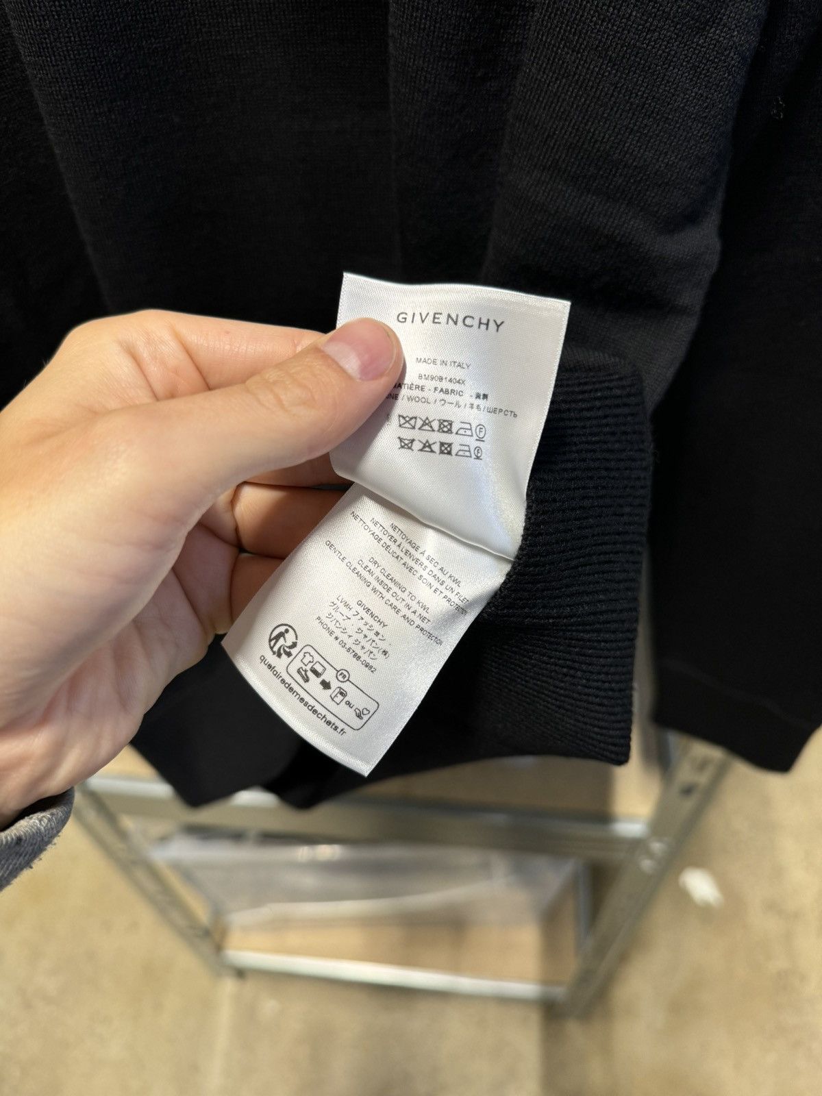 Givenchy Givenchy Signature Logo Sweater NEW 1200$ Size US L / EU 52-54 / 3 - 6 Thumbnail