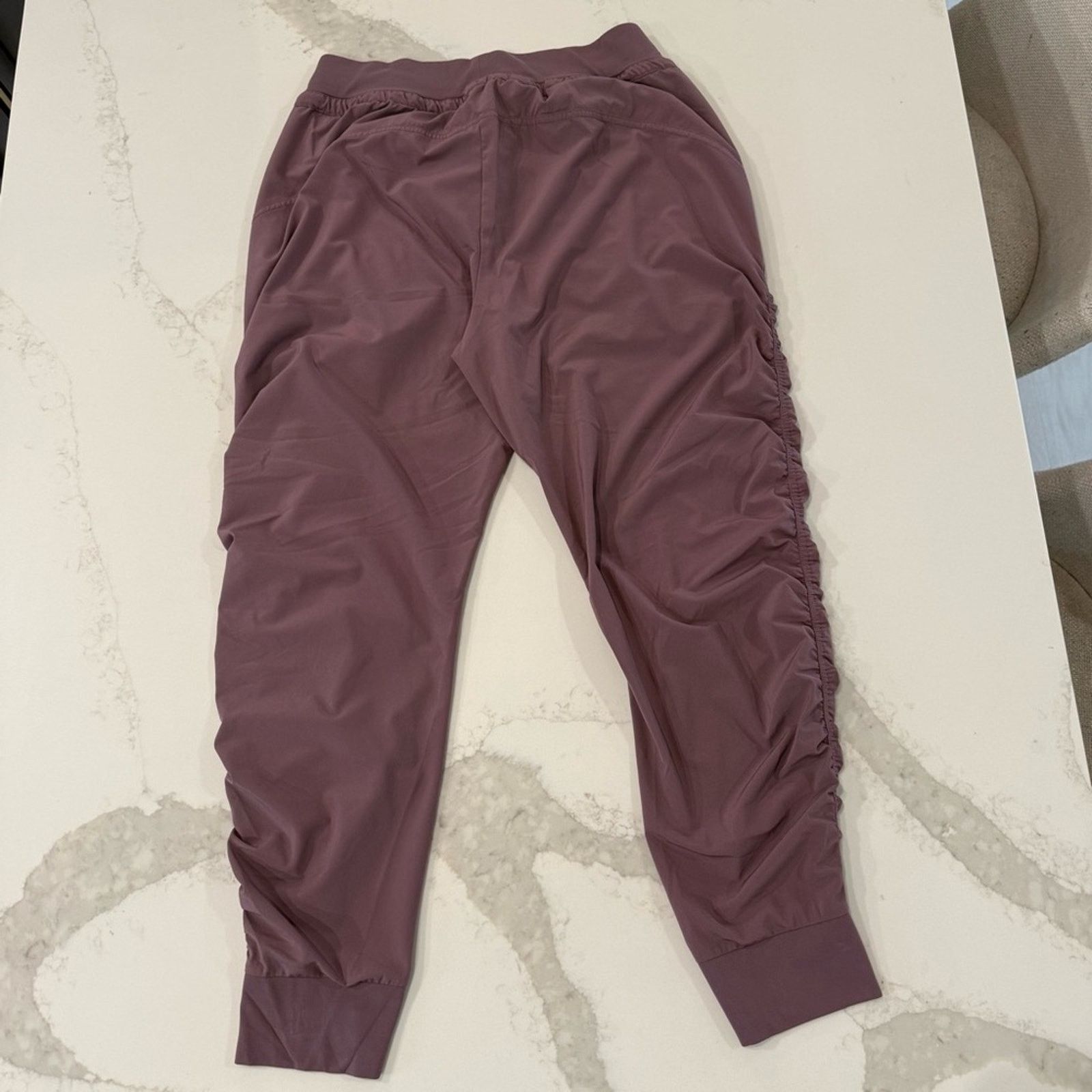Athleta Athleta Attitude Ruched Jogger Pants Womens 6 VolcanicViolet Size 28" / US 6 / IT 42 - 10 Thumbnail