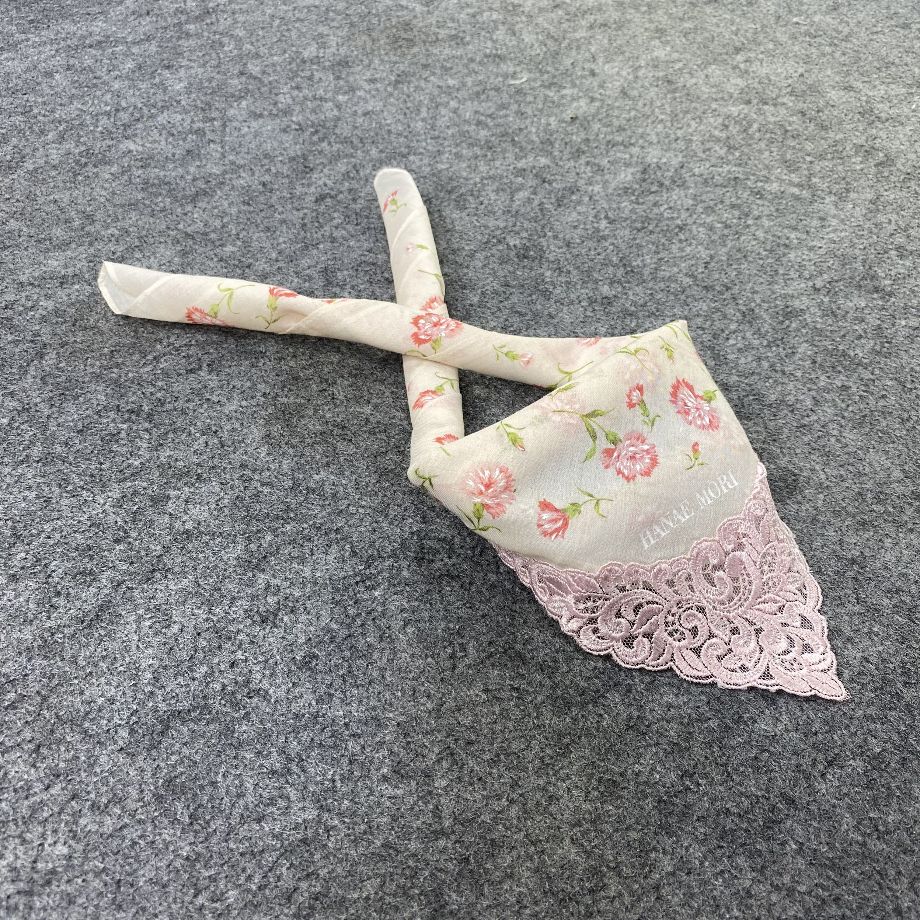 Hanae Mori Courreges Handkerchief Neckerchief Bandana H1175 Size ONE SIZE - 1 Thumbnail