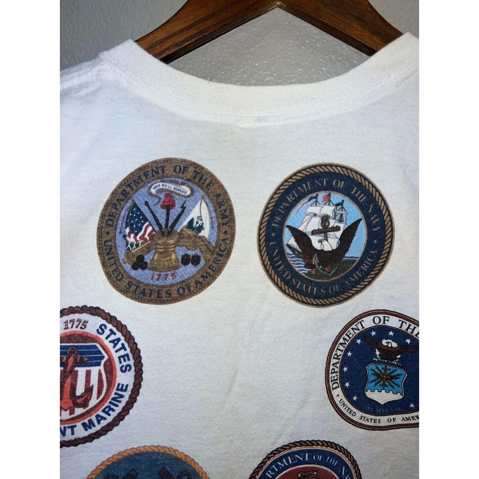 Gildan Y2K Tribute Garden Colorado Army Air Force Soldier Shirt L Size US L / EU 52-54 / 3 - 7 Thumbnail