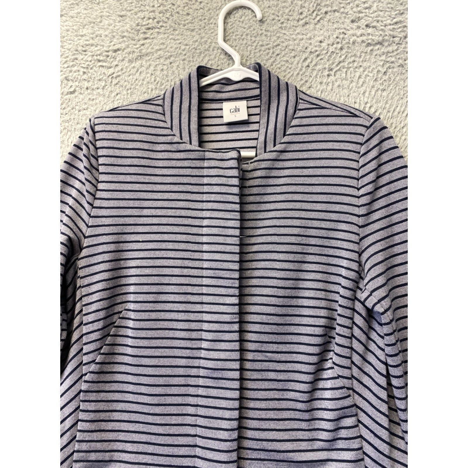 Vintage CAbi Striped Knit Blazer Jacket Womens Size S Gray Career Work Style/118-19 Size S / US 4 / IT 40 - 2 Thumbnail