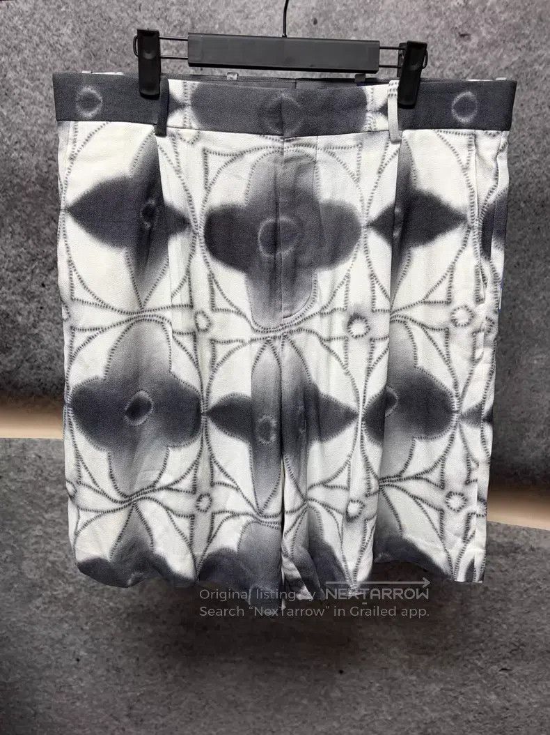 Louis Vuitton Louis Vuitton shorts Size US 44 / EU 60 - 1 Thumbnail