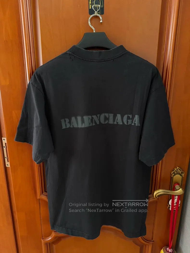Balenciaga Balenciaga Blurred Letter Logo Short Sleeve T-Shirt Size US M / EU 48-50 / 2 - 2 Thumbnail