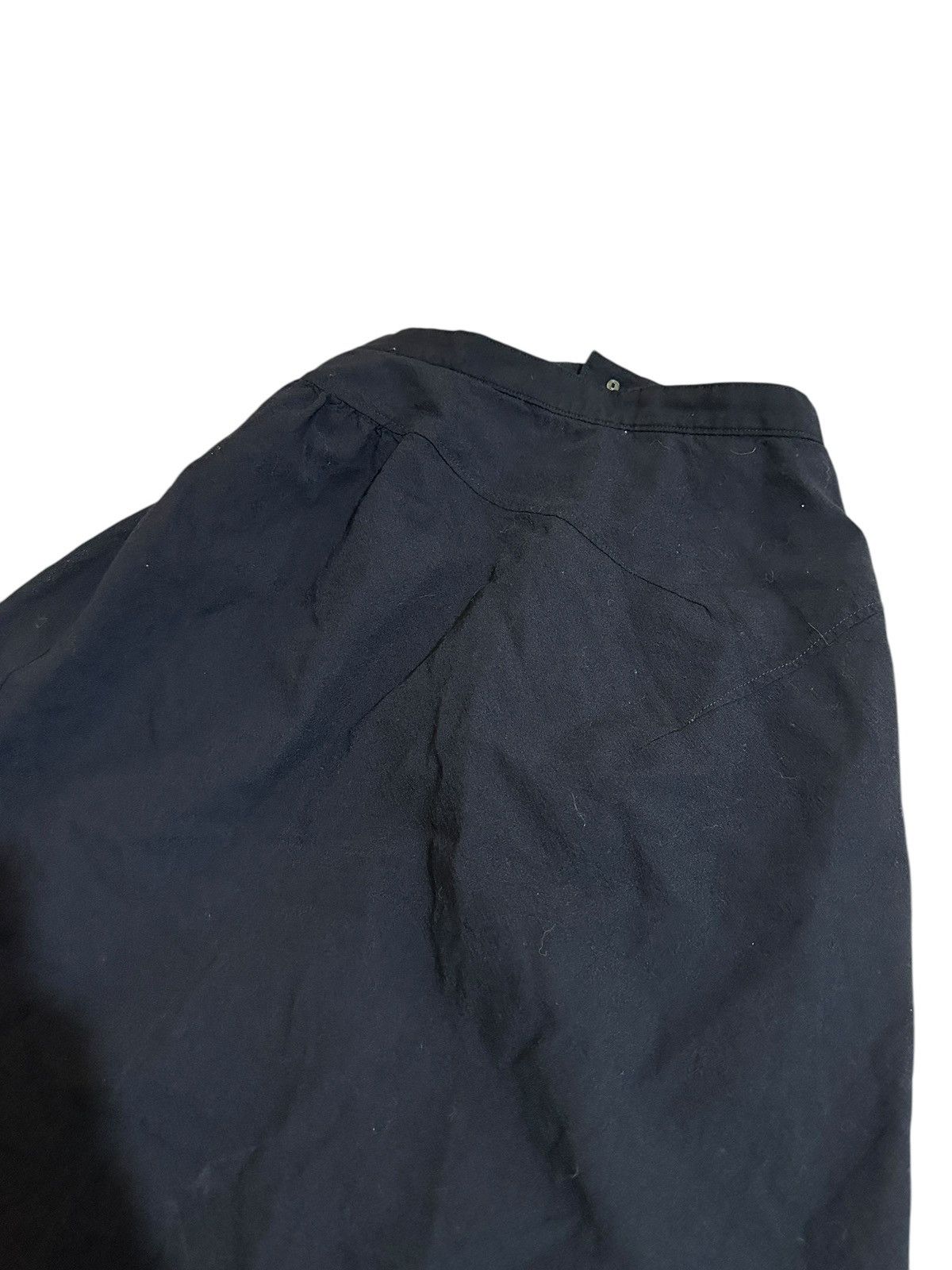 Tricot Comme des Garcons Tricot Comme Des Garcons Asymmetrical Skirt Size 28" / US 6 / IT 42 - 2 Thumbnail