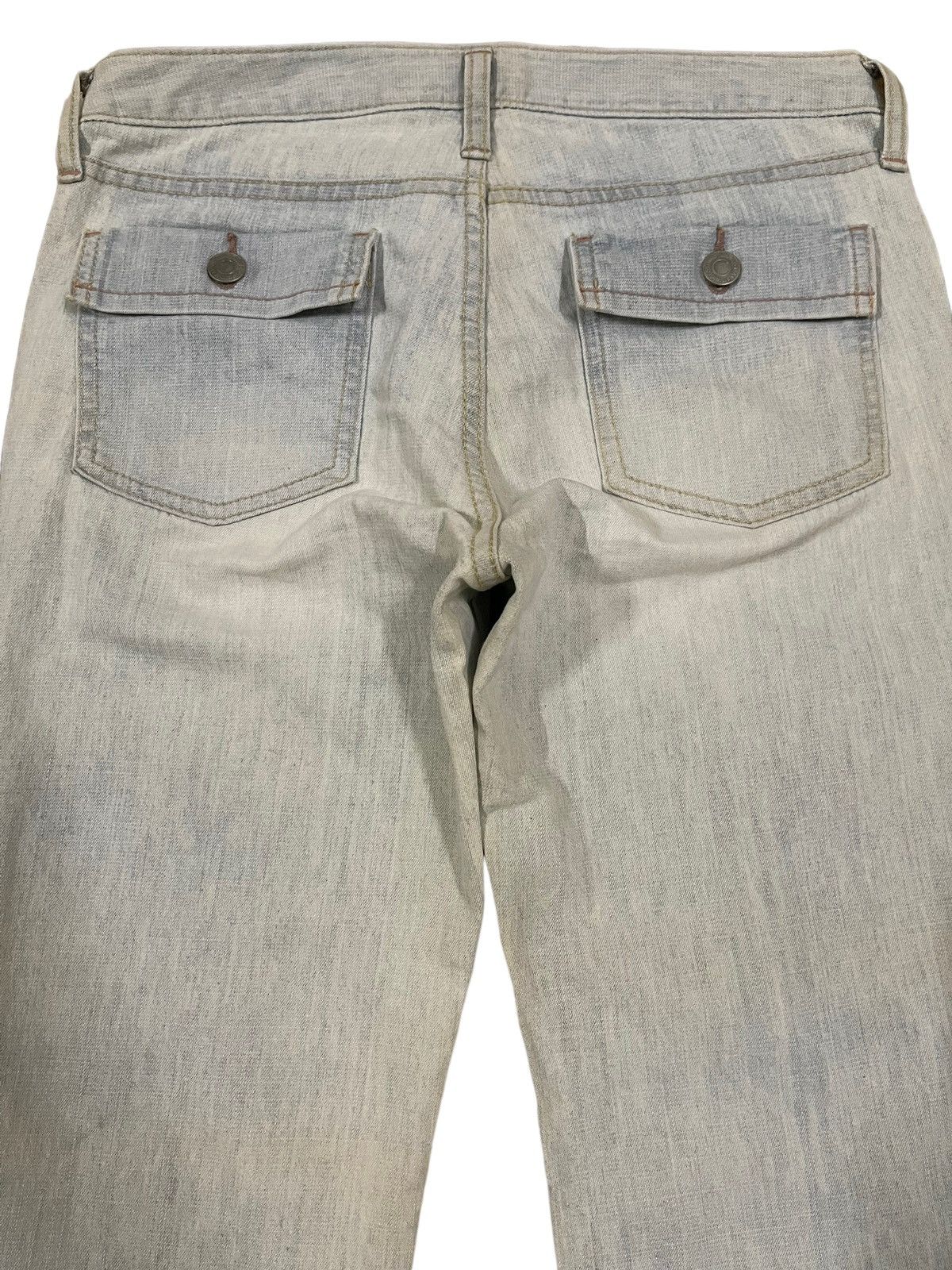 Uniqlo Vintage Japanese Uniqlo Light Blue Wash Flare Jeans Size 28" / US 6 / IT 42 - 4 Thumbnail