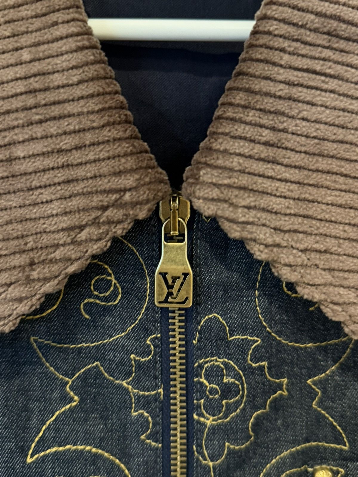 Louis Vuitton RARE FW24 LV ARABESQUE DENIM JACKET Size US L / EU 52-54 / 3 - 3 Thumbnail