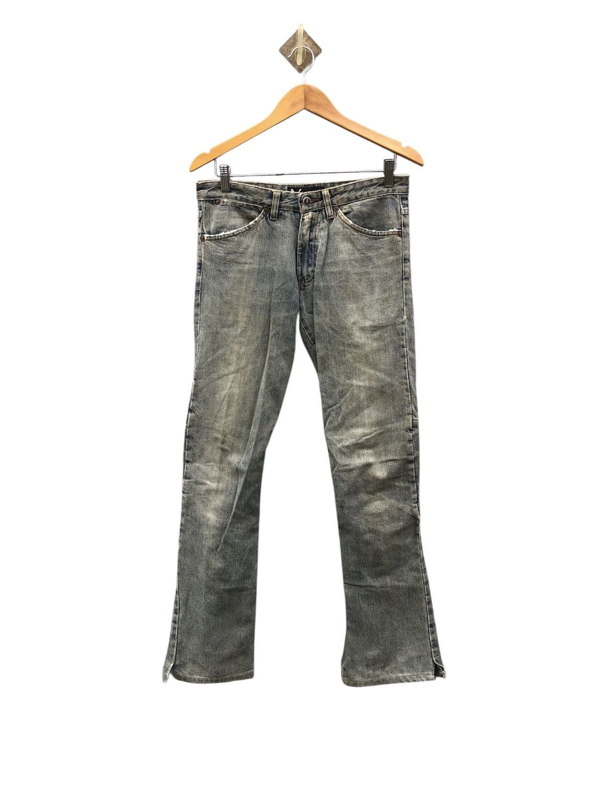 Andrew Mackenzie Andrew Mackenzie Distressed Jeans Size US 30 / EU 46 - 1 Thumbnail