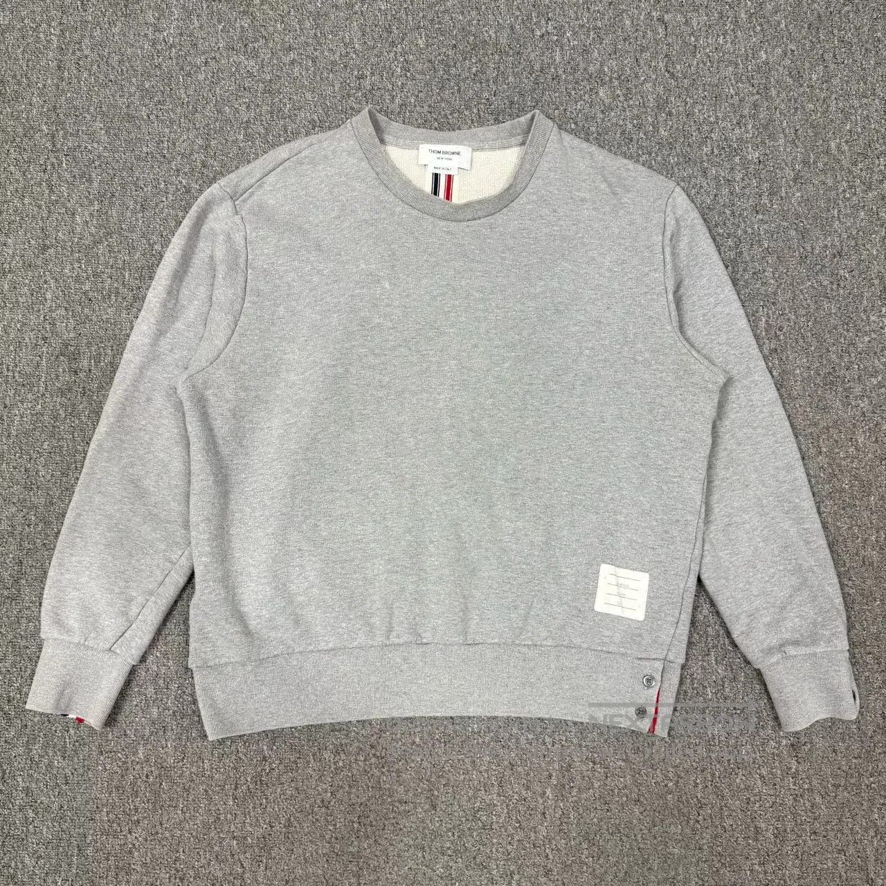 Thom Browne thom browne gray long sleeve sweatshirt. Size US M / EU 48-50 / 2 - 1 Thumbnail