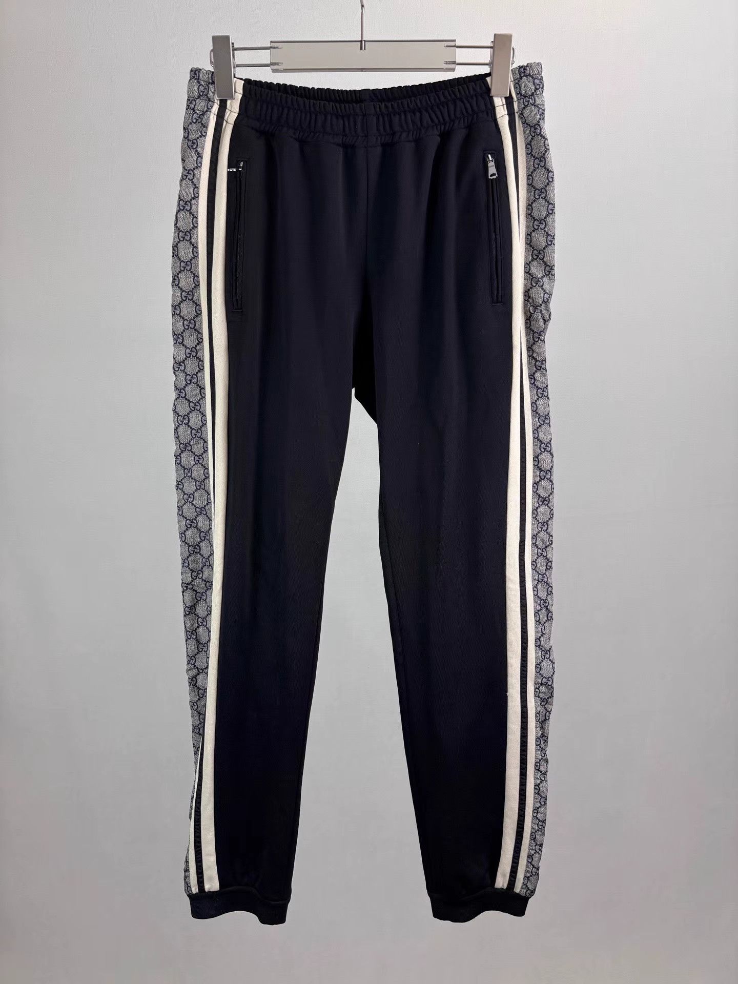 Gucci GUCCI Snake Pattern Sweatpants K1 Size US 31 - 1 Thumbnail