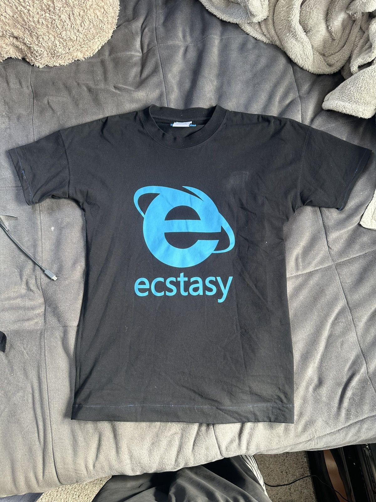Vetements Vetements ecstacy edition t shirt Size US XS / EU 42 / 0 - 1 Thumbnail
