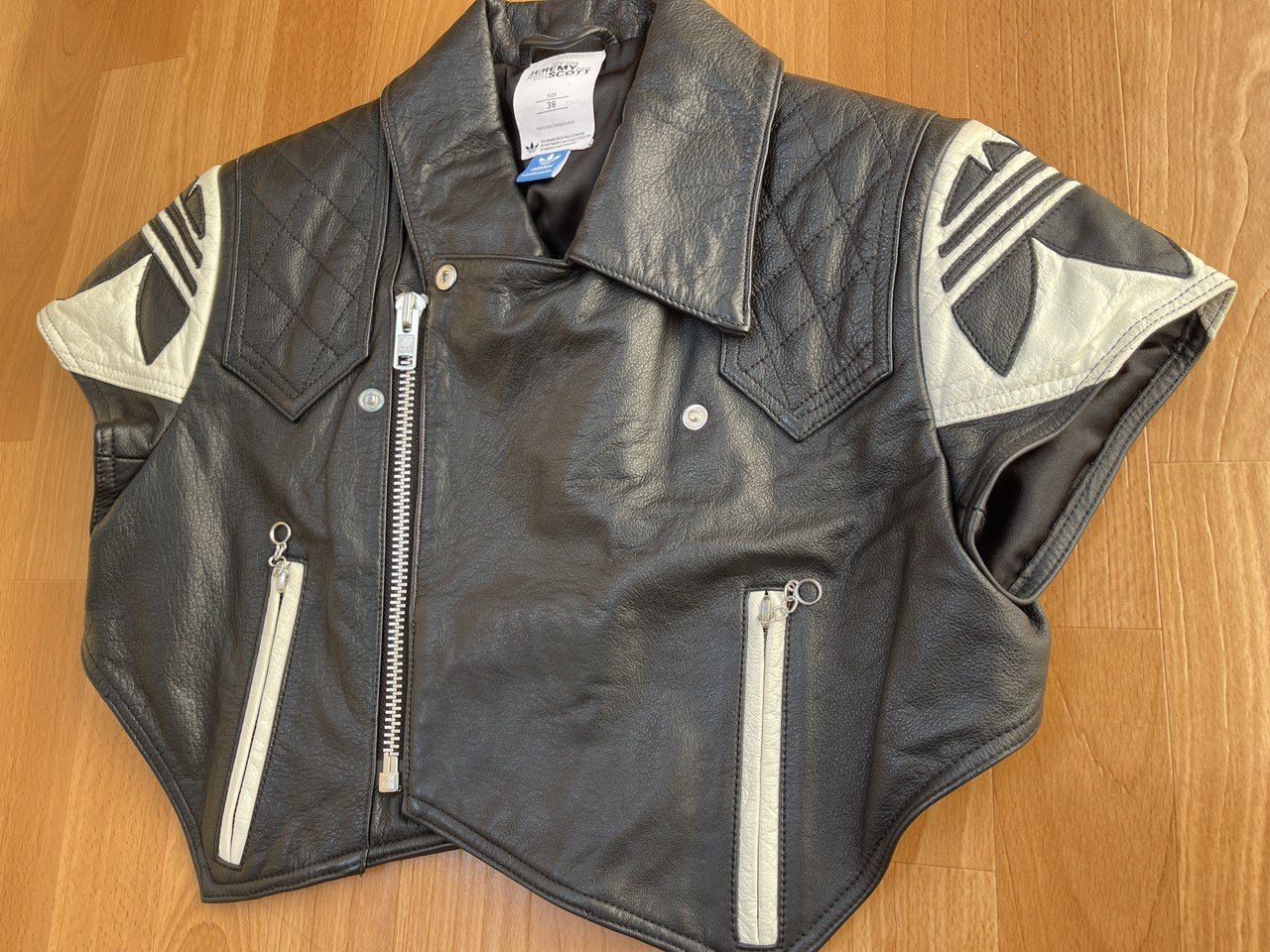Adidas × Jeremy Scott Adidas Jeremy Scott leather biker jacket, Wings vest, O27140 Size S / US 4 / IT 40 - 3 Thumbnail