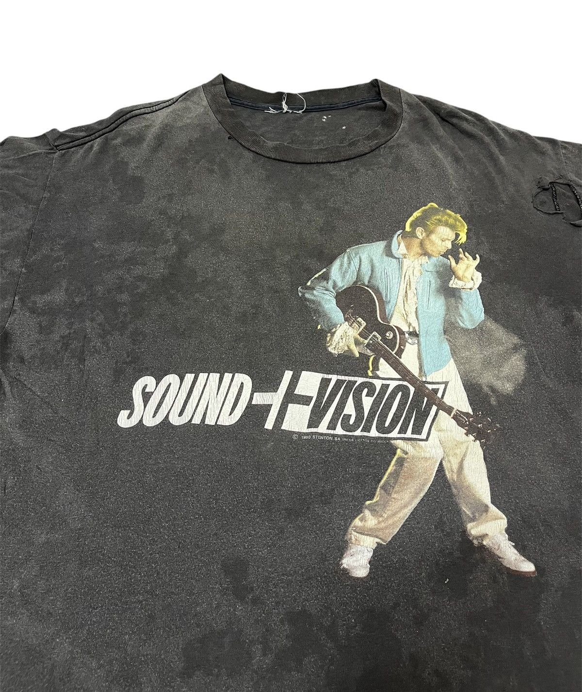 Vintage Vintage Faded Distressed Thrashed David Bowie World Tour Tee Size US L / EU 52-54 / 3 - 3 Thumbnail