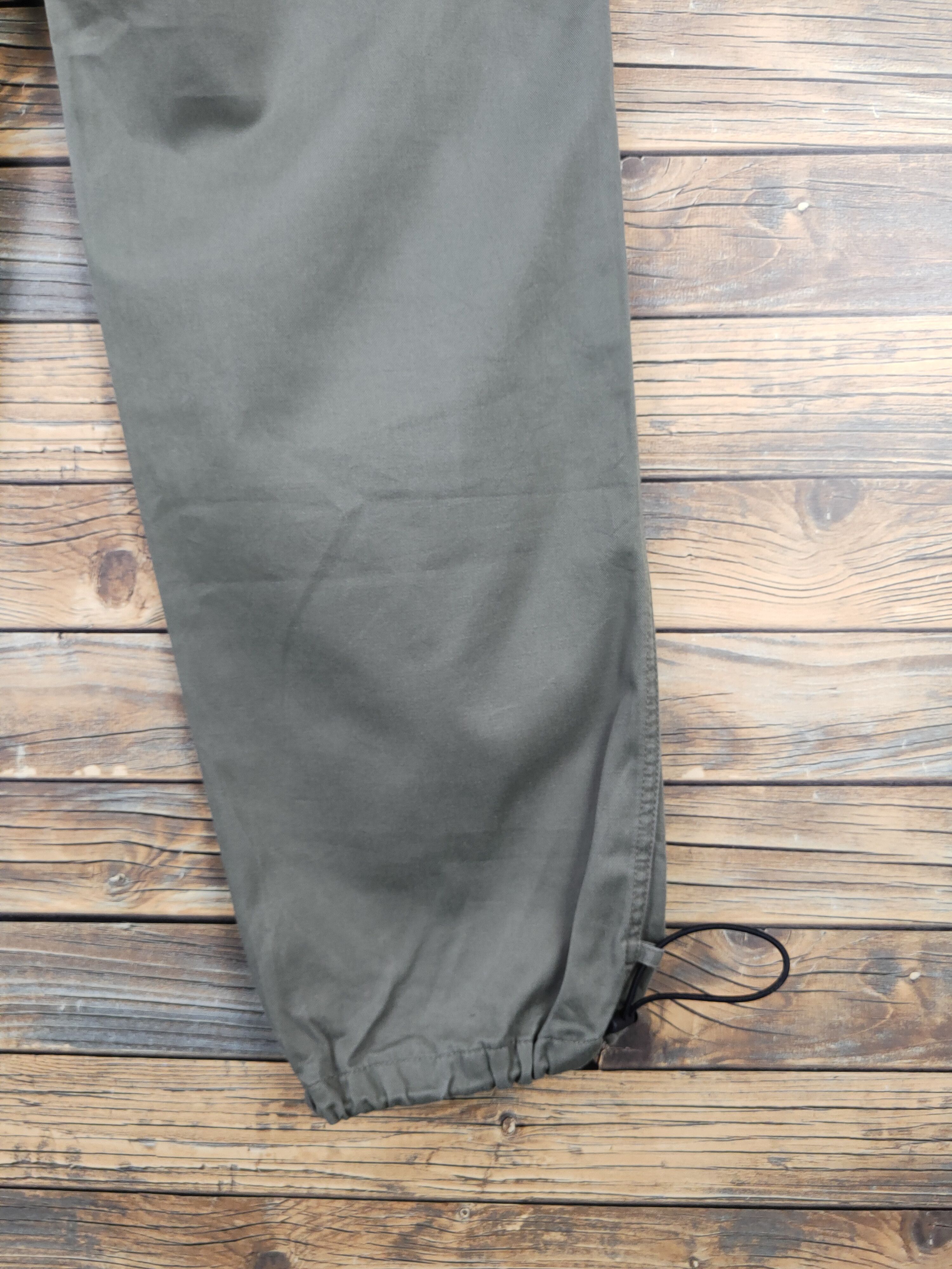 Japanese Brand Uniqlo Green Multipocket Tactical Cargo Pants #W1023 Size US 31 - 12 Thumbnail