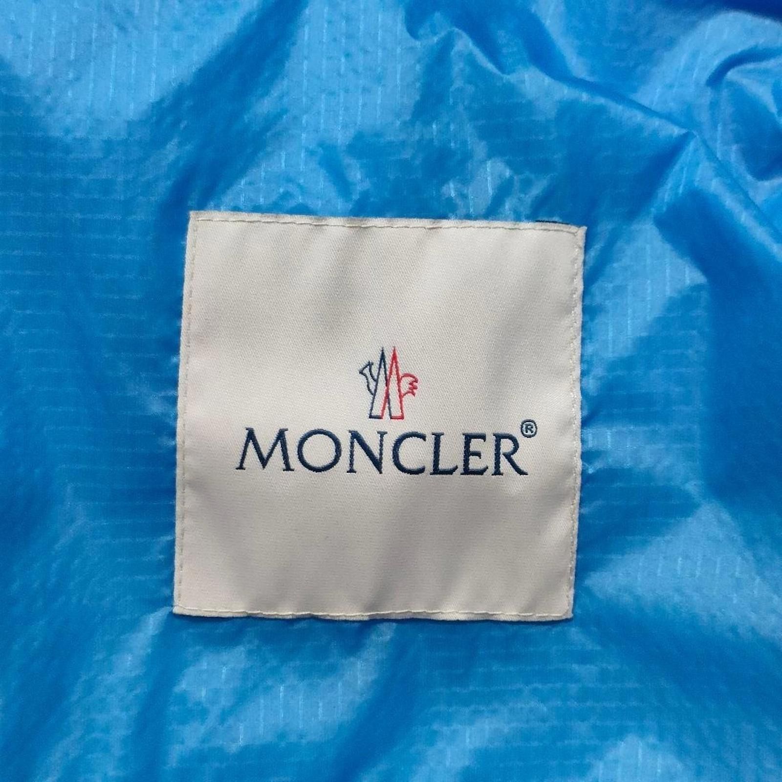 Moncler Moncler - Blue Lightweight Hooded Windbreaker Jacket Size US M / EU 48-50 / 2 - 6 Thumbnail