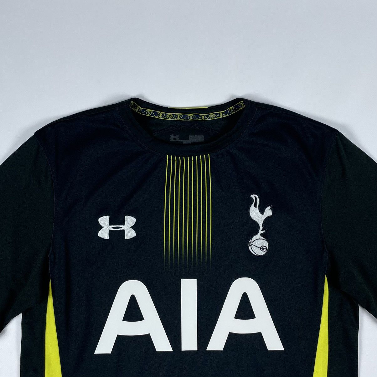 Under Armour Tottenham Hotspur 2014/2015 Away Soccer Jersey Size US M / EU 48-50 / 2 - 3 Thumbnail