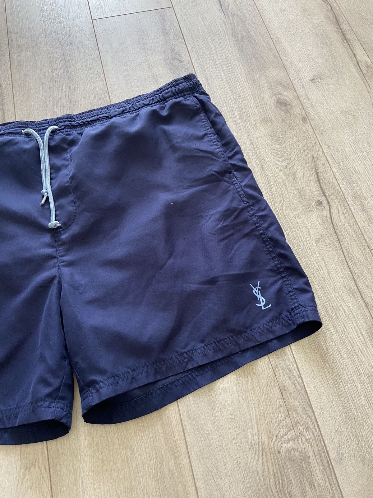 Yves Saint Laurent Yves Saint Laurent Shorts Size US 36 / EU 52 - 2 Thumbnail