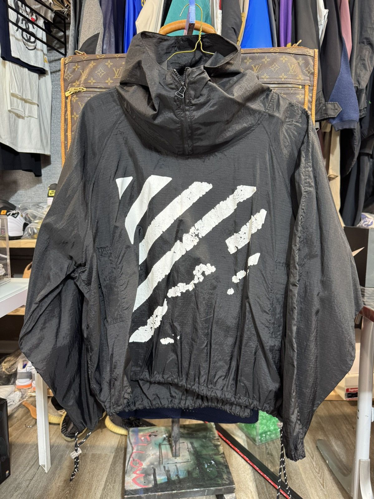 Off-White OFF-WHITE ©️2015 Aronak 1/4 zip Distressed original owner M Size US M / EU 48-50 / 2 - 2 Thumbnail