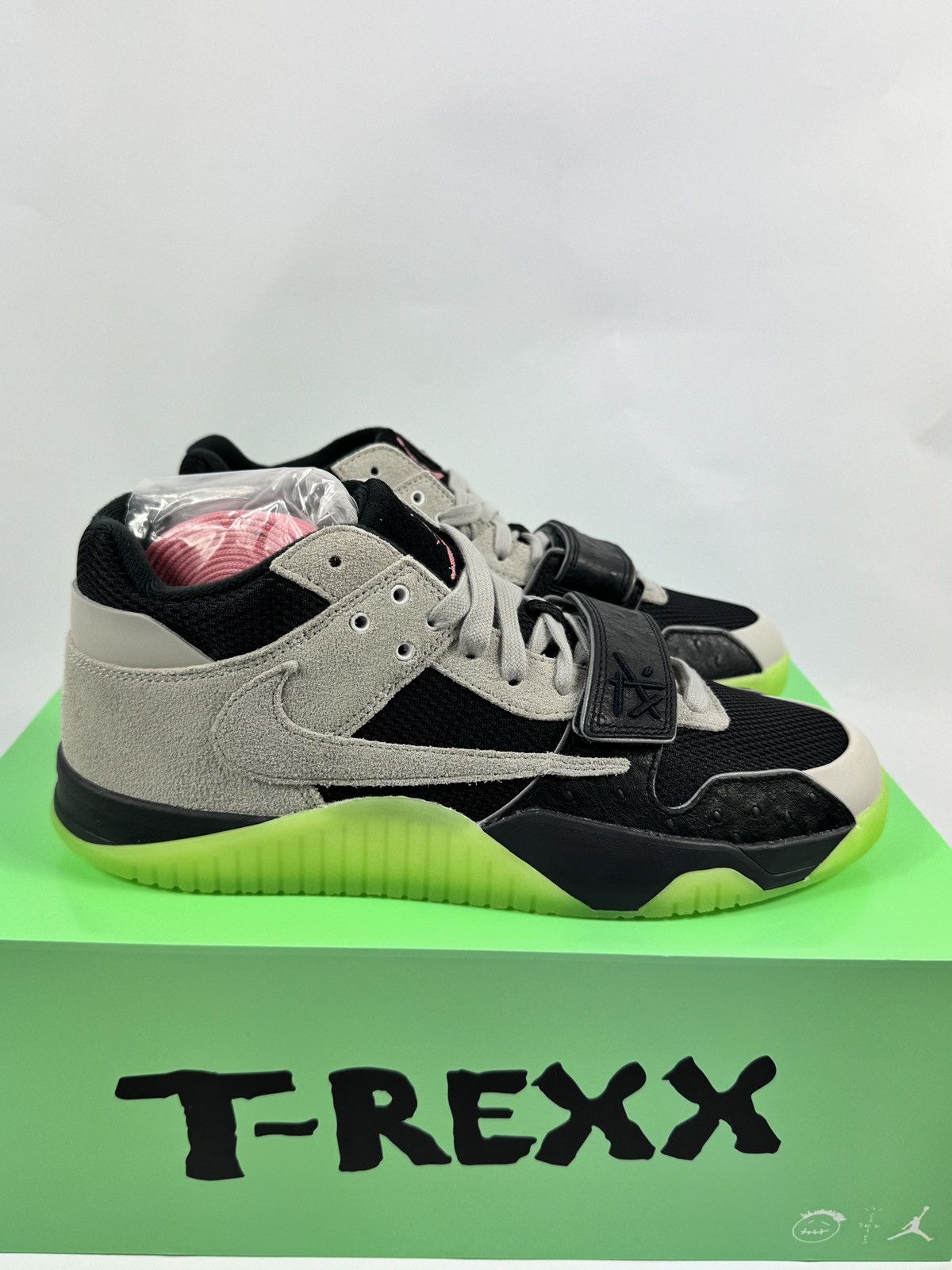 Jordan Brand JORDAN JUMPMAN TRACK TR x TRAVIS SCOTT x CHASE B SNEAKERS Size US 10 / EU 43 - 2 Thumbnail