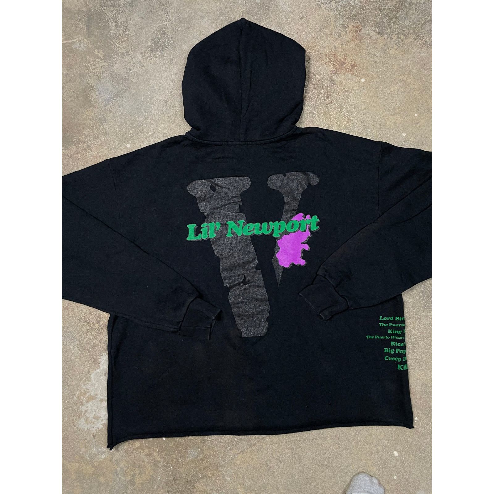 Vlone VLONE Newport Hoodie Used Large Size US L / EU 52-54 / 3 - 2 Thumbnail