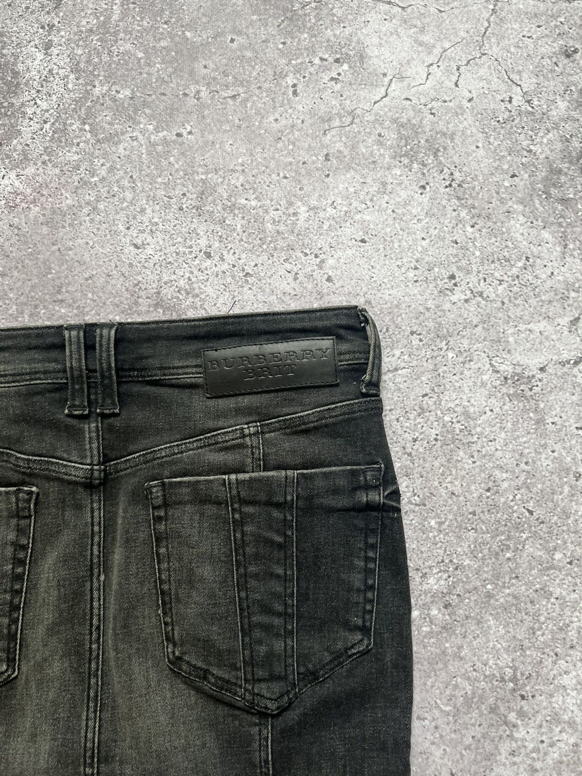 Burberry Burberry Brit Denim Mini Skirt Black Zip Size 30" / US 8 / IT 44 - 2 Thumbnail