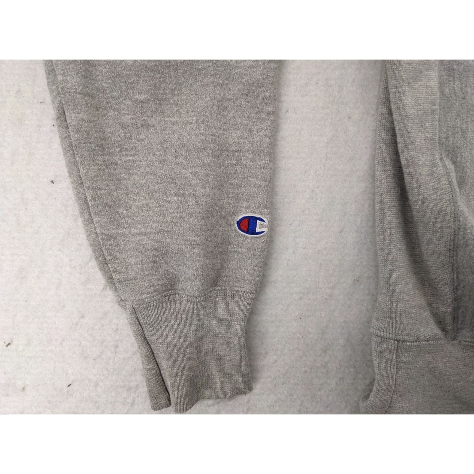 Champion Champion Hoodie Mens Small Gray Sweatshirt Long Sleeve Reverse Weave Size US S / EU 44-46 / 1 - 4 Thumbnail