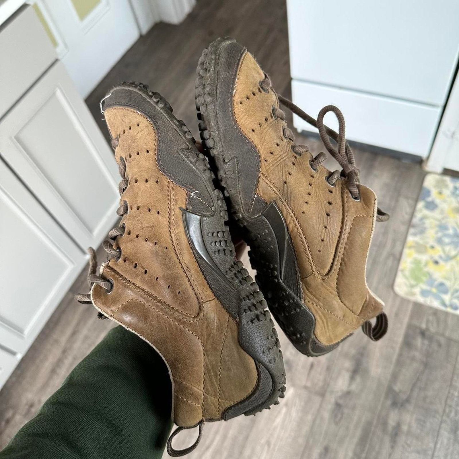 Other × Vintage Rare Vintage Brown Leather CAT Low Top Sporty Sneaker Shoe Size US 8 / EU 41 - 7 Thumbnail