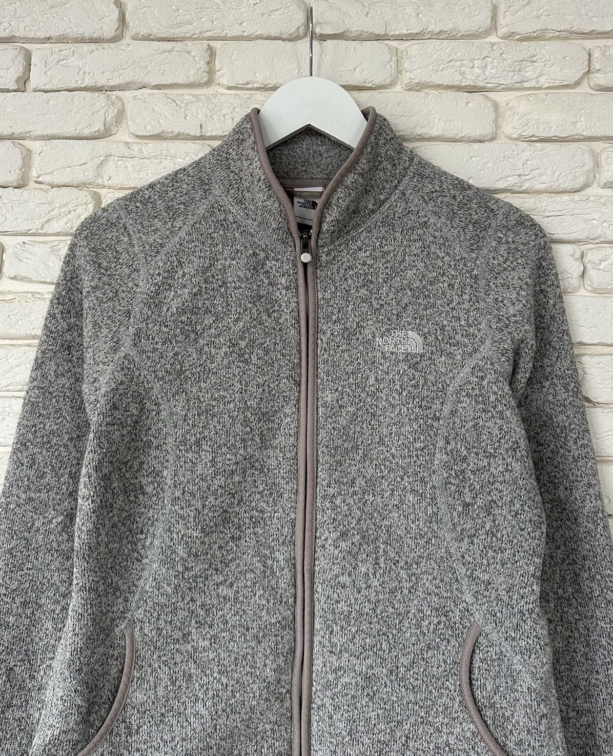 The North Face The North Face Fleece Logo Jacket Sweater Zipper Women's M Size M / US 6-8 / IT 42-44 - 1 Thumbnail