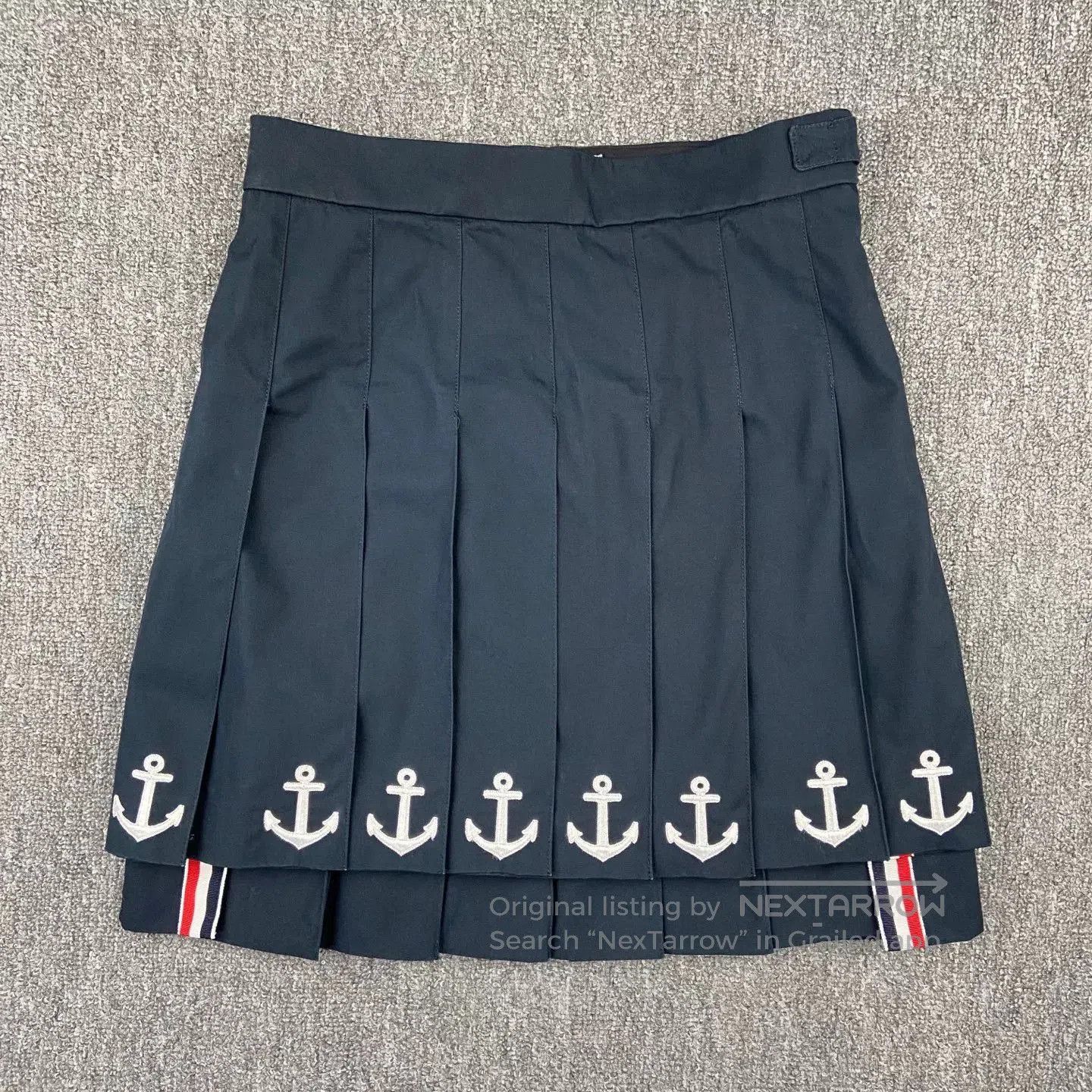 Thom Browne navy pleated skirt by thom browne. Size 26" / US 2 / IT 38 - 1 Thumbnail