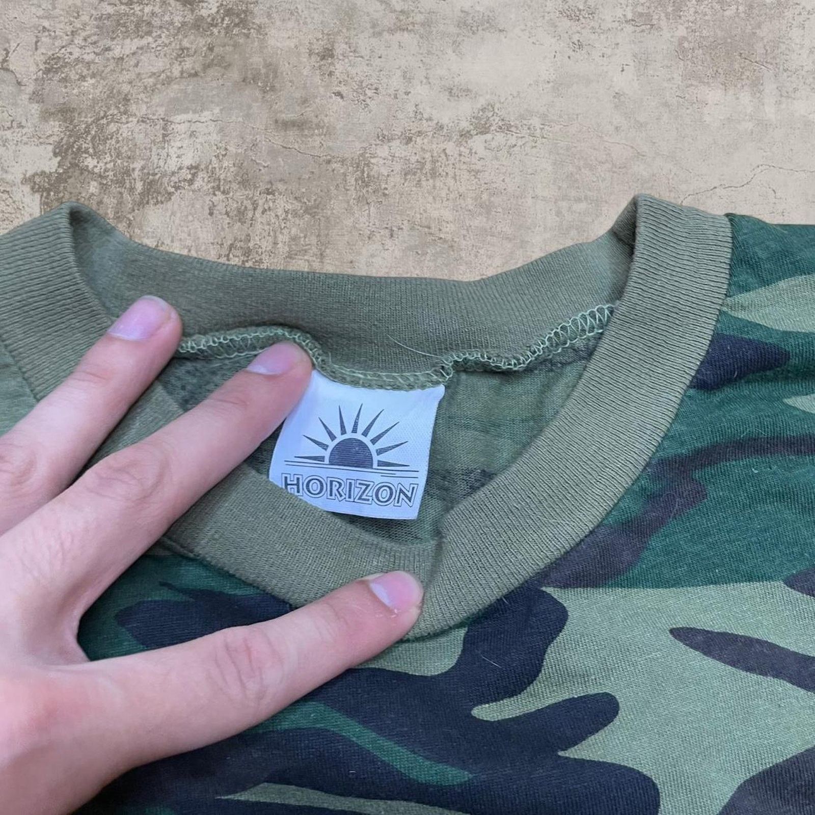 Realtree 80s camo horizontee green & black size M Size US M / EU 48-50 / 2 - 3 Thumbnail