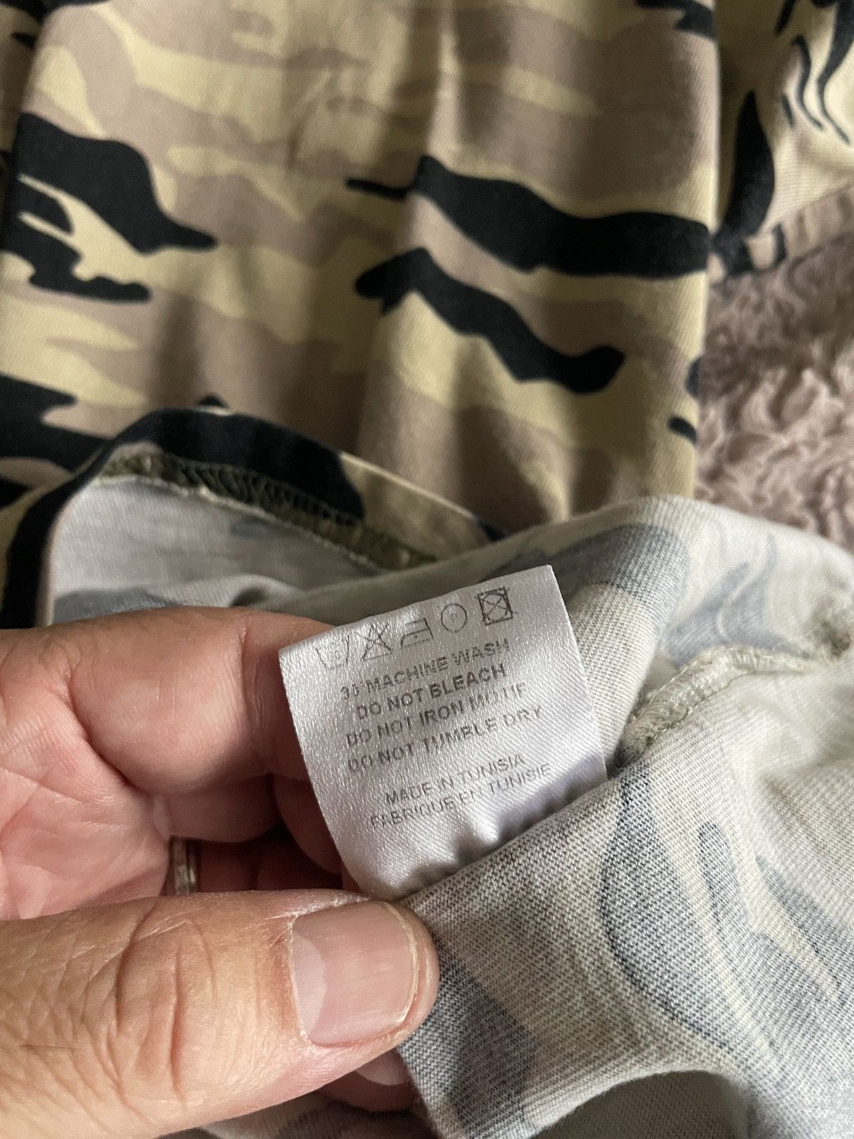Riccardo Tisci Club Les(Art)ists Tisci 74 Camo Tee Size US S / EU 44-46 / 1 - 8 Thumbnail