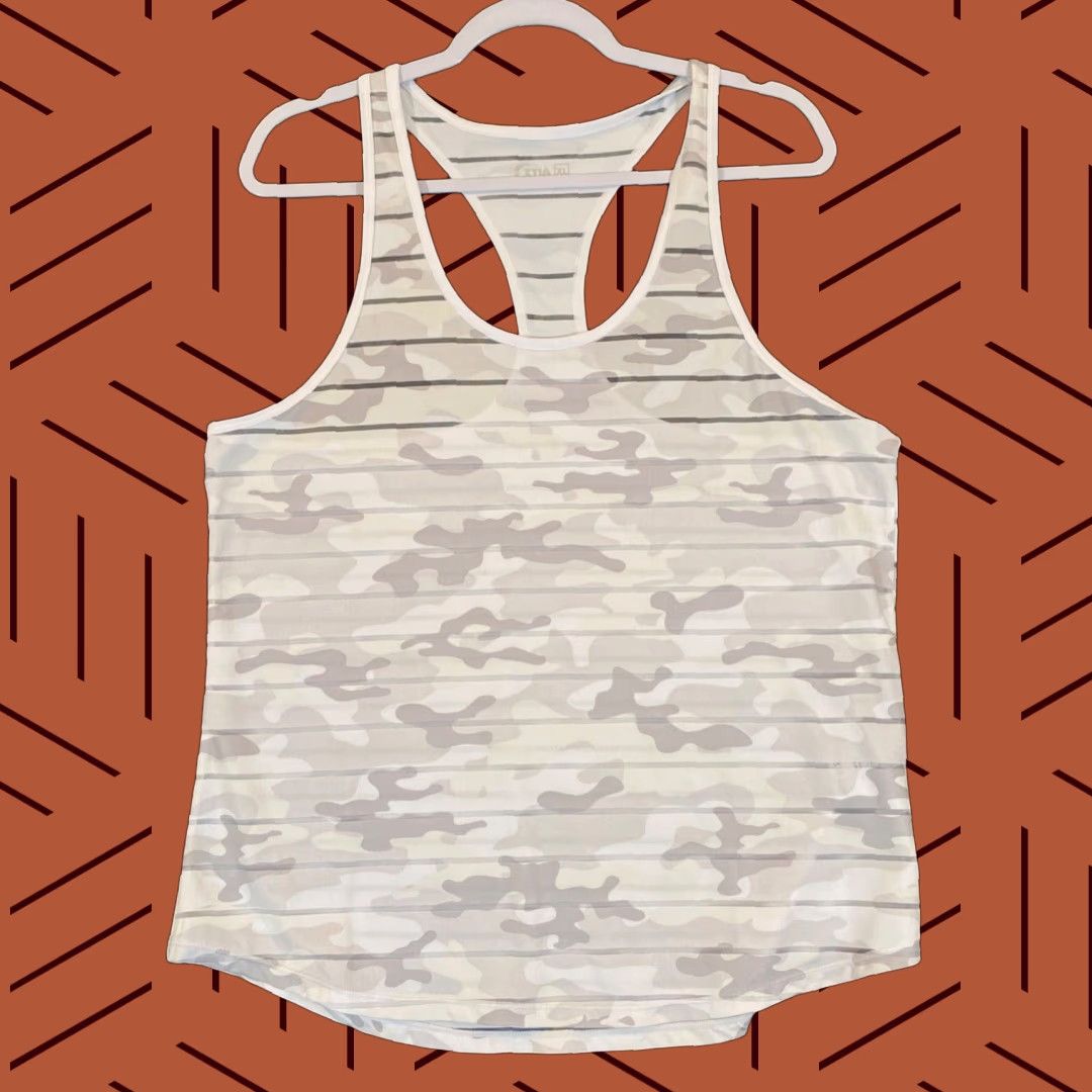 Vintage Zyia Active Tank Top Womens XL White Gray Camo Lightweight Tank Shirt Sports Activewear Fit Classic Size XL / US 12-14 / IT 48-50 - 1 Thumbnail