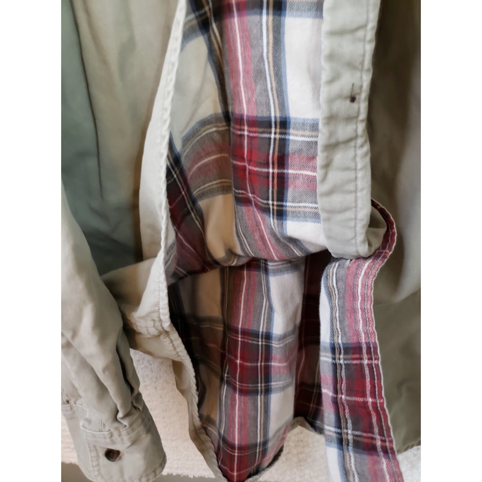 Vintage VINTAGE LL Bean Button Down Traditional Shacket Men’s XLT Beige Plaid Flannel Lined Size US XL / EU 56 / 4 - 5 Thumbnail