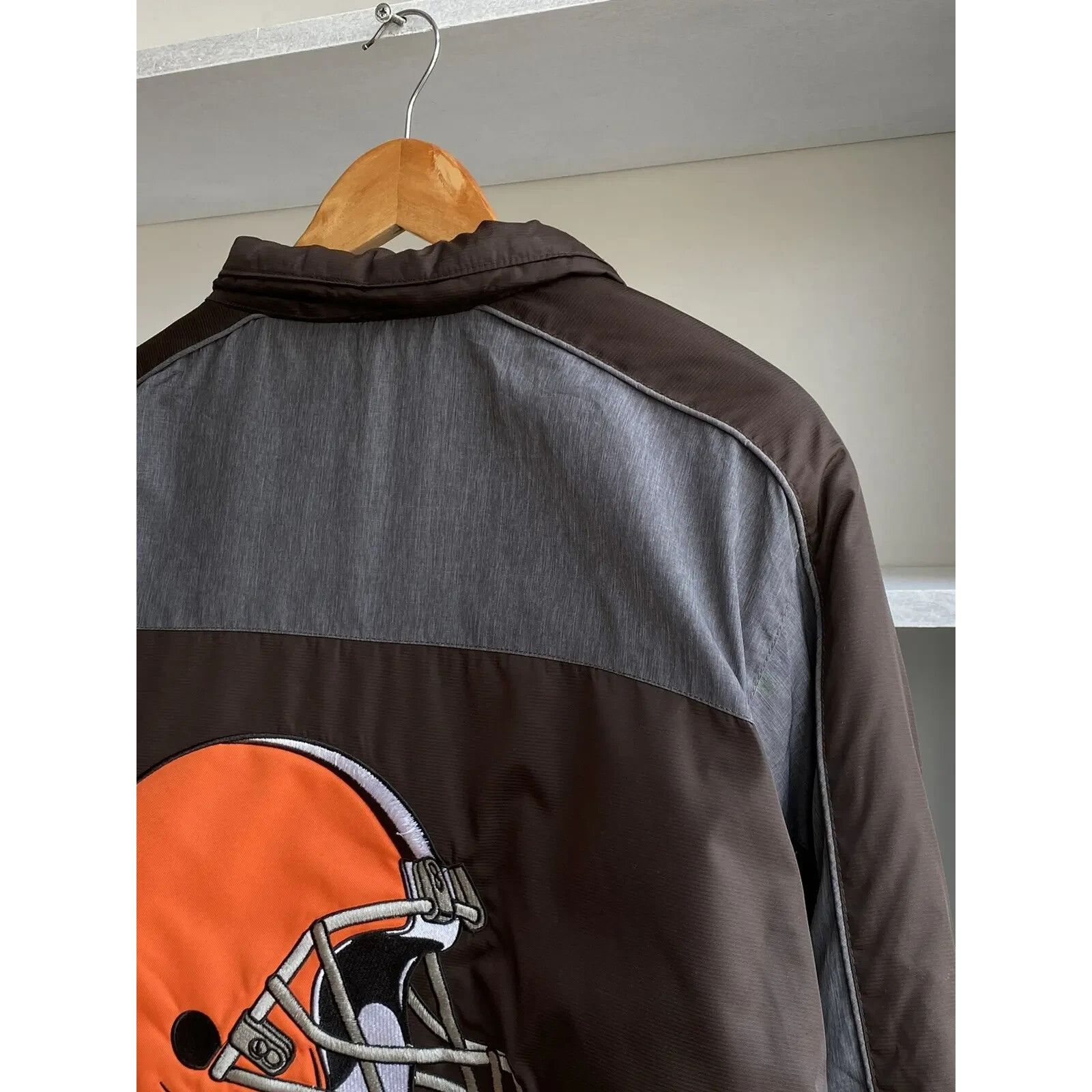 NFL Vintage Cleveland Browns NFL Parka Long Puffer Jacket Size US XL / EU 56 / 4 - 8 Thumbnail