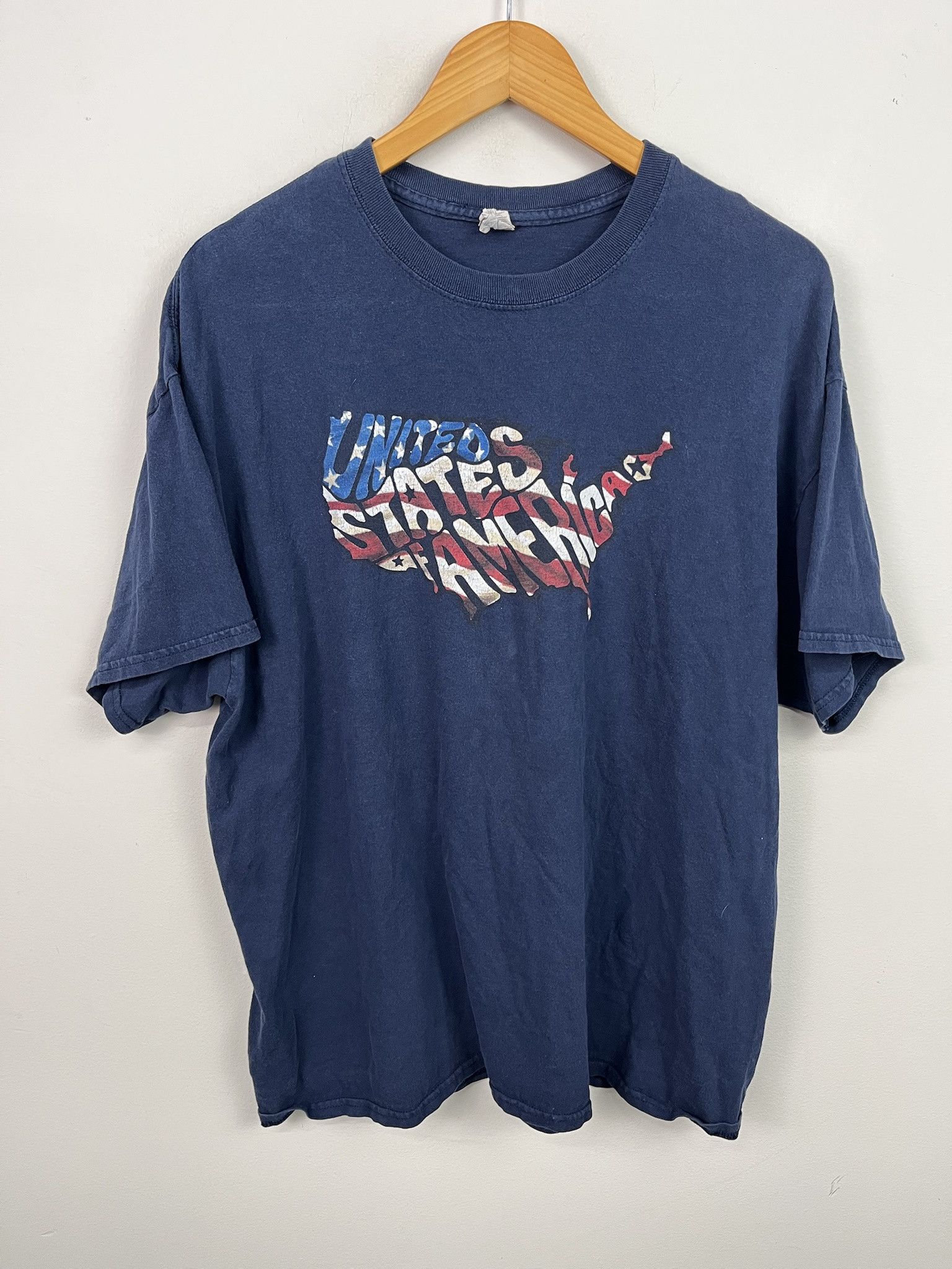 Vintage Vintage Y2K United States of America T Shirt Size XL Size US XL / EU 56 / 4 - 1 Thumbnail