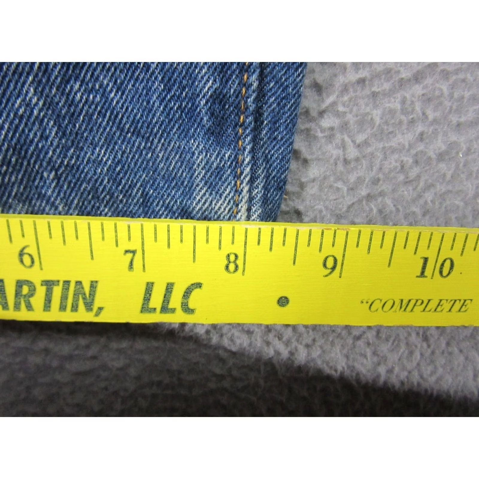 Levi's Item Specifications: Size: M Size US 36 / EU 52 - 5 Thumbnail