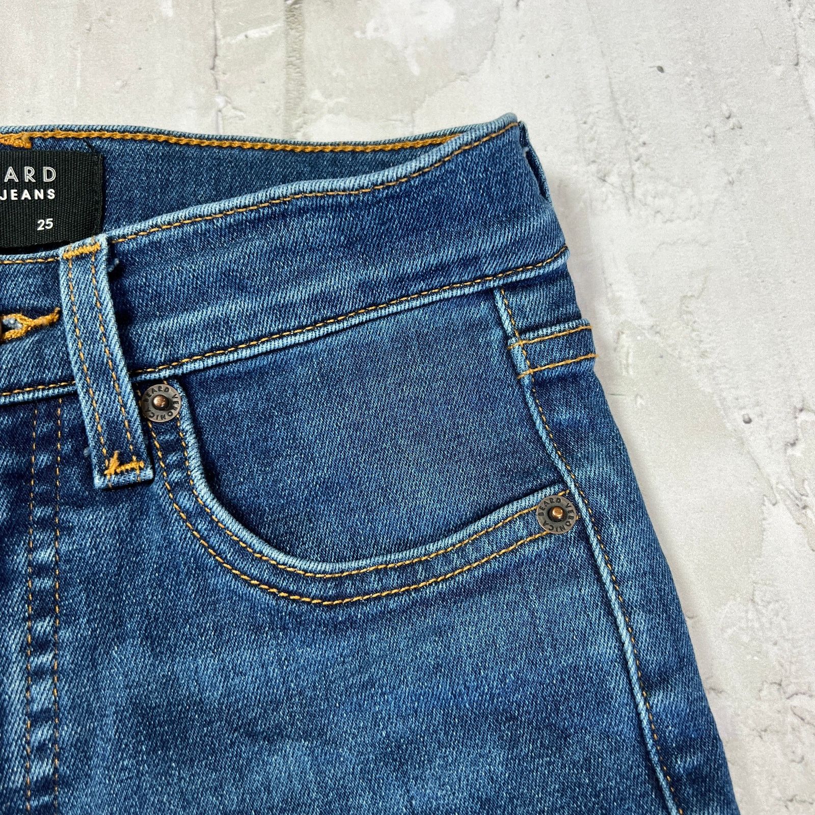 Veronica Beard Veronica Beard Carly Kick Flare Jeans Size 25 Size 25" / US 0 / IT 36 - 6 Thumbnail